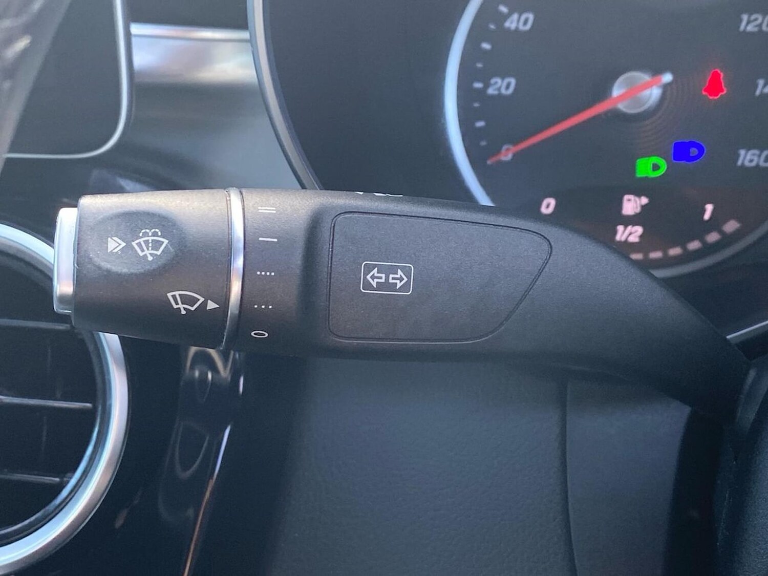Used Mercedes-Benz C-Class 2019 for sale - 76097083: Photo 28