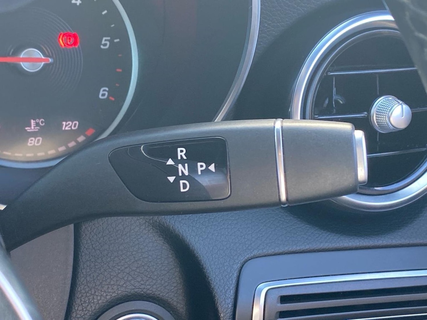 Used Mercedes-Benz C-Class 2019 for sale - 76097083: Photo 29