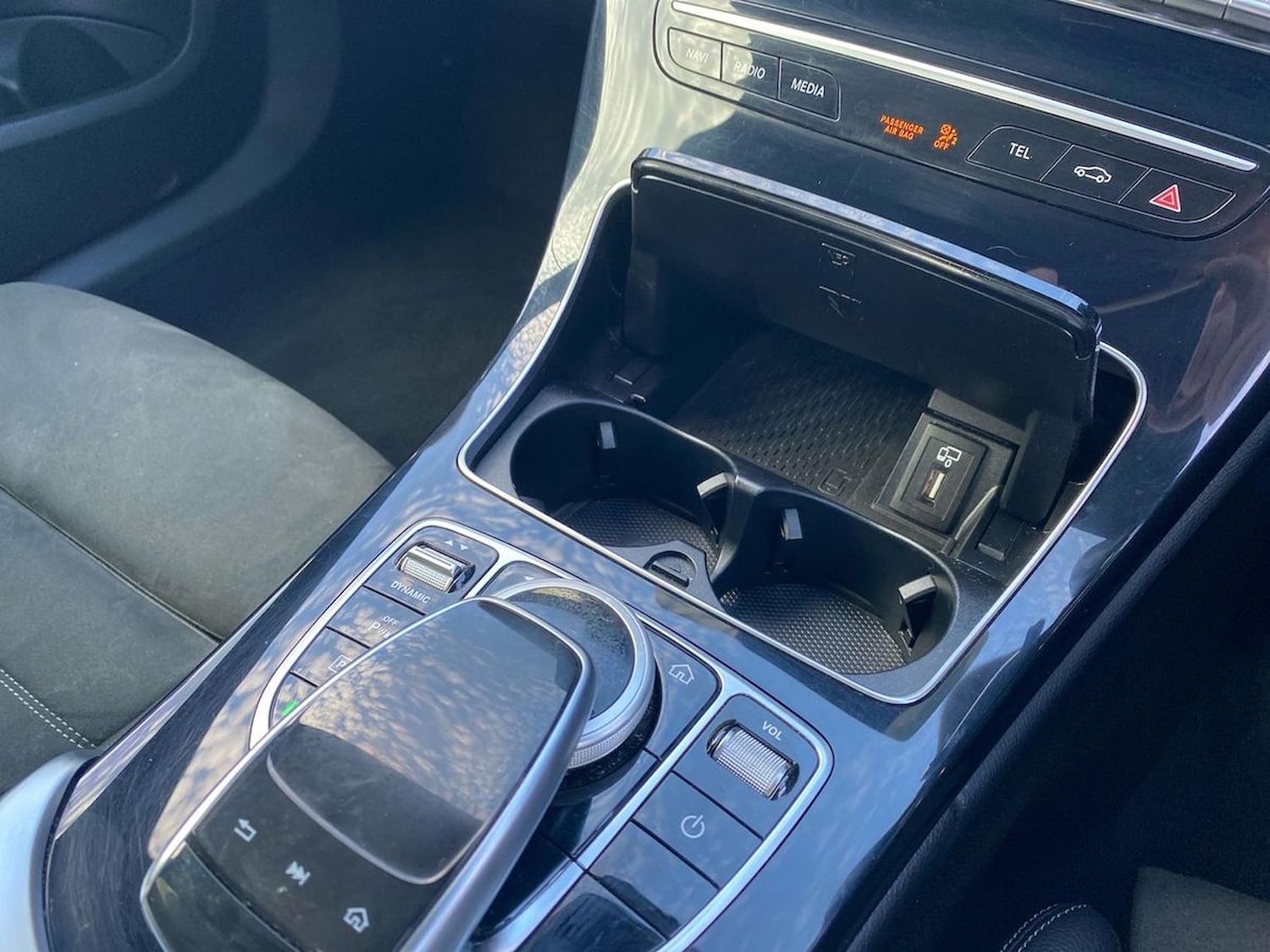 Used Mercedes-Benz C-Class 2019 for sale - 76097083: Photo 32