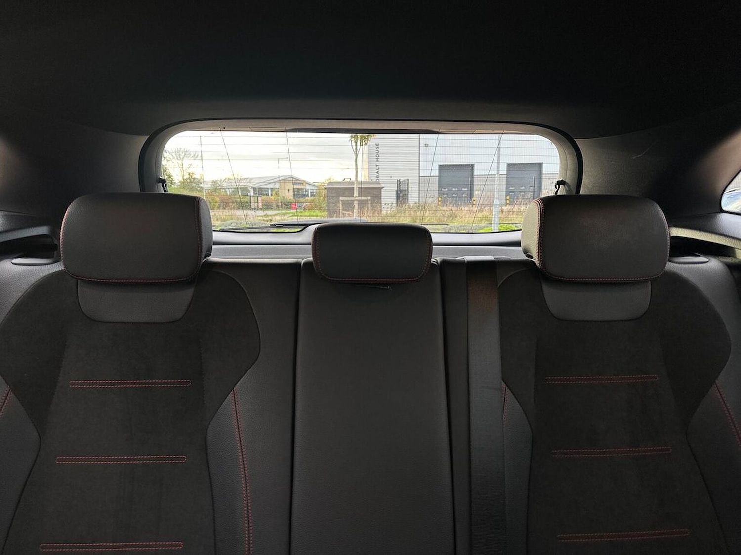 Used Mercedes-Benz GLA 2022 for sale - 76490537: Photo 42