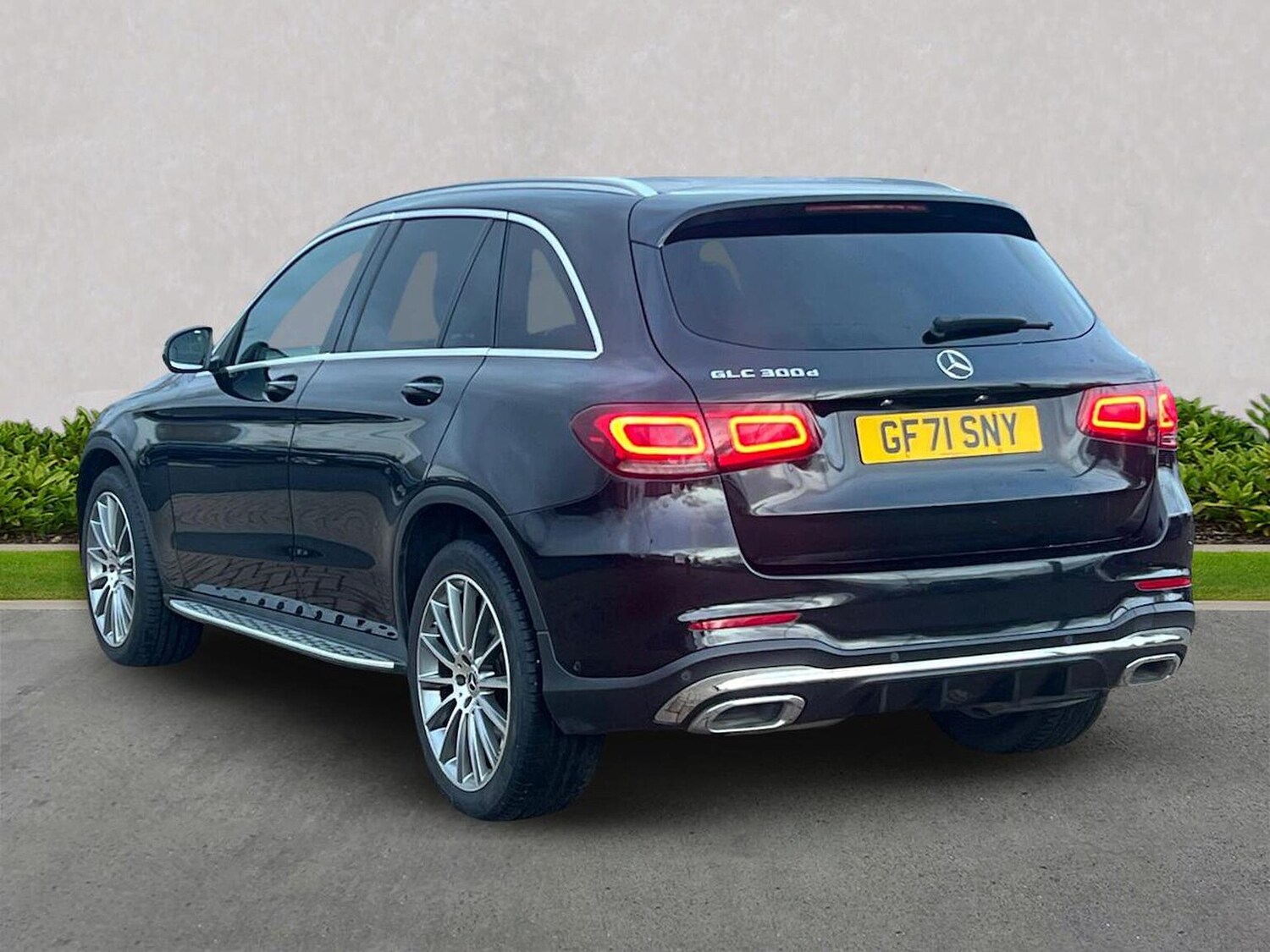 Used Mercedes-Benz GLC 2022 for sale - 76749005: Photo 2