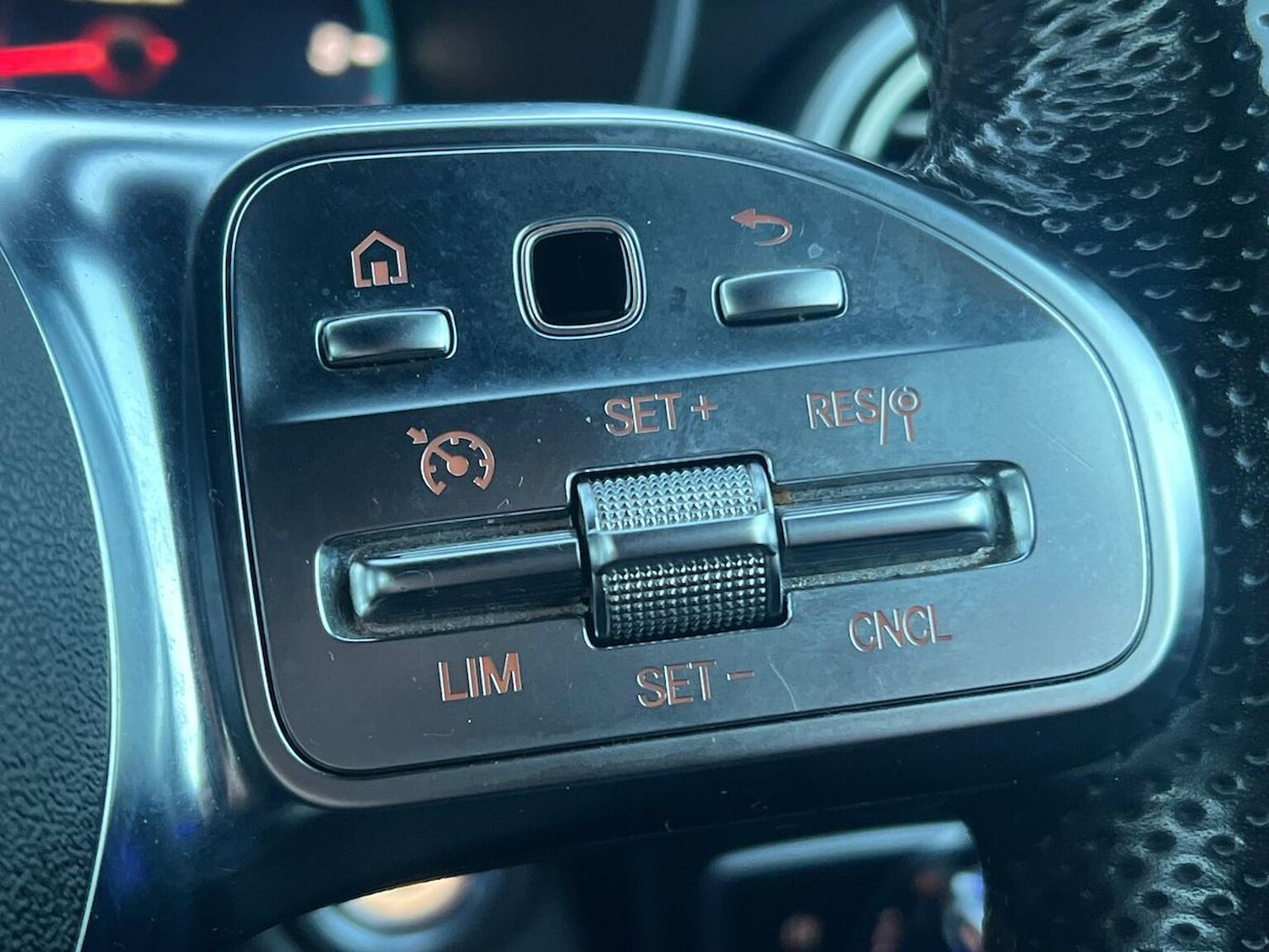 Used Mercedes-Benz GLC 2022 for sale - 76749005: Photo 27