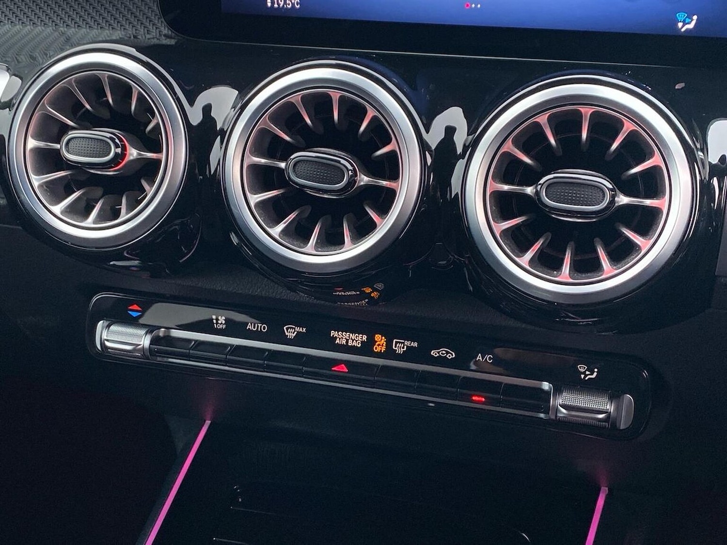 Used Mercedes-Benz GLB 2024 for sale - 76897066: Photo 12