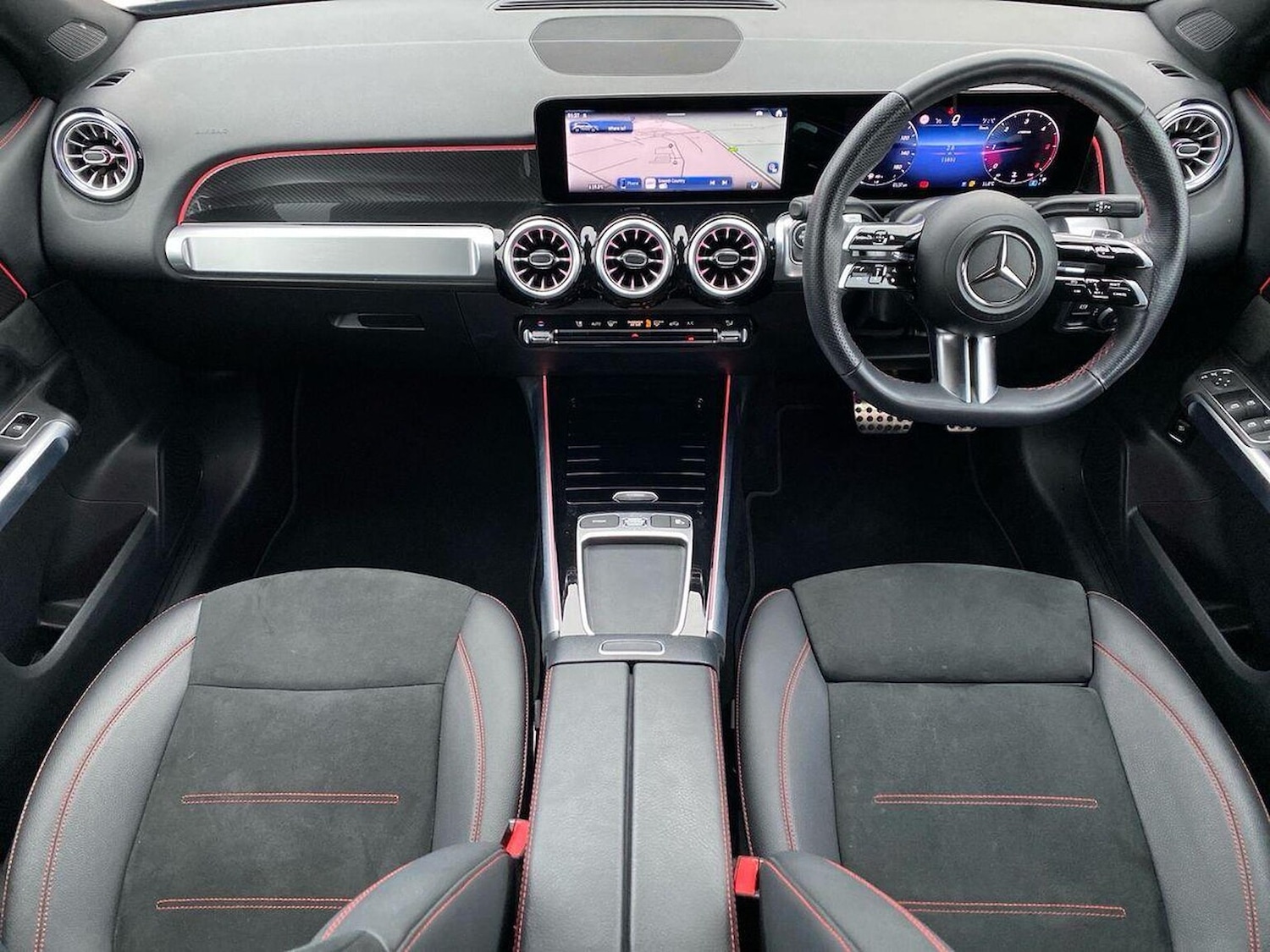 Used Mercedes-Benz GLB 2024 for sale - 76897066: Photo 8