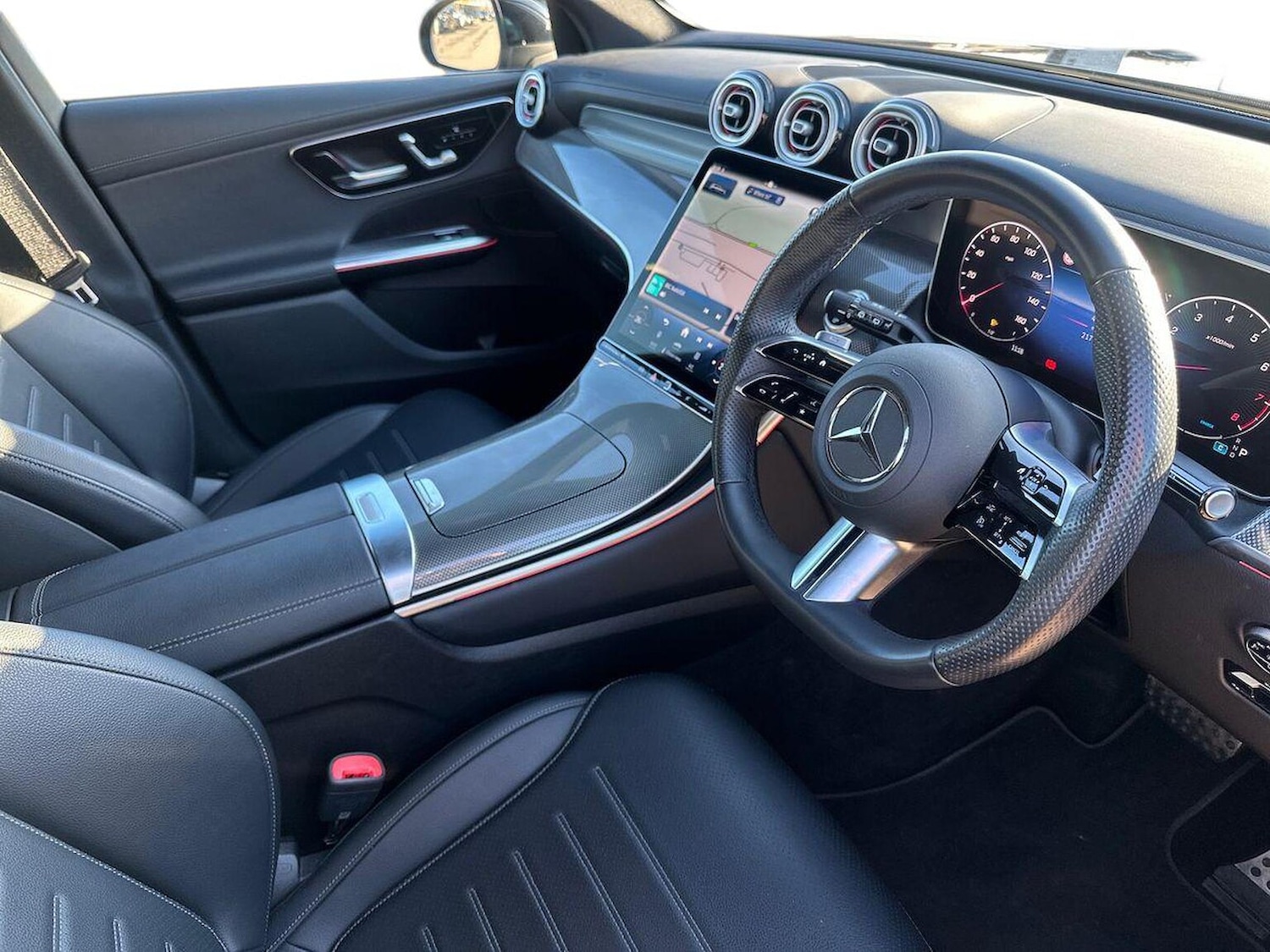 Used Mercedes-Benz GLC 2024 for sale - 76911217: Photo 15