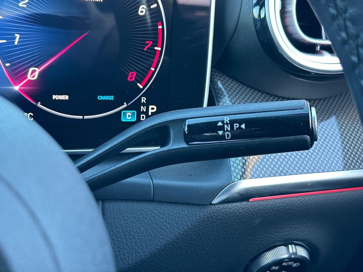 Used Mercedes-Benz GLC 2024 for sale - 76911217: Photo 29