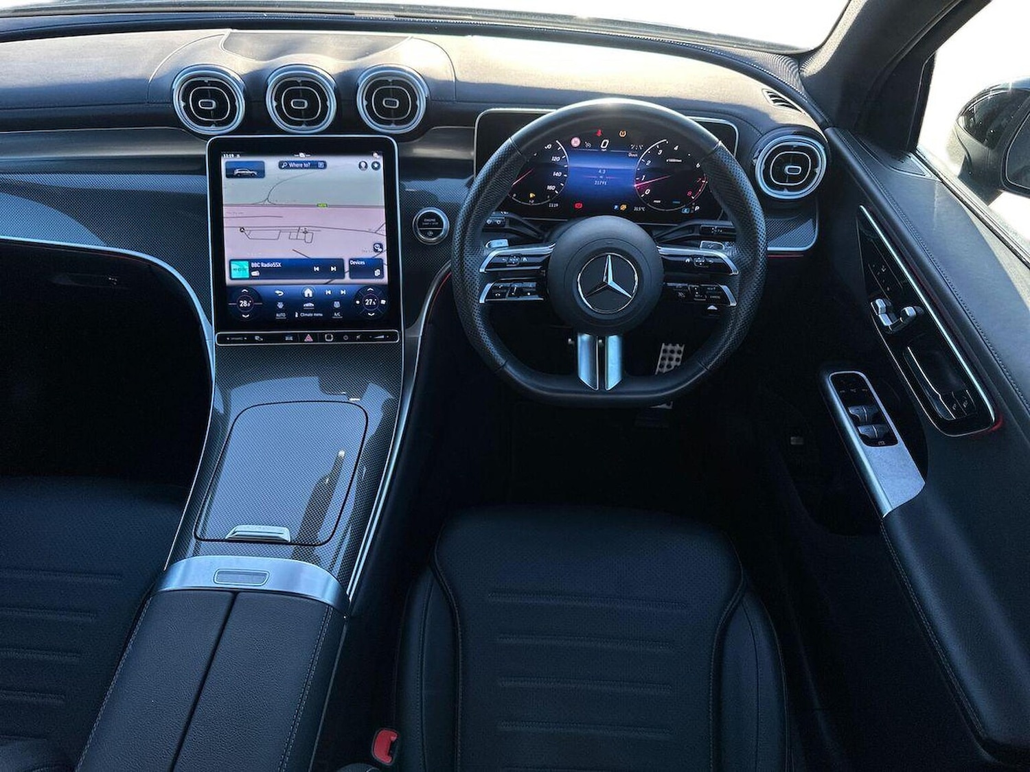 Used Mercedes-Benz GLC 2024 for sale - 76911217: Photo 9