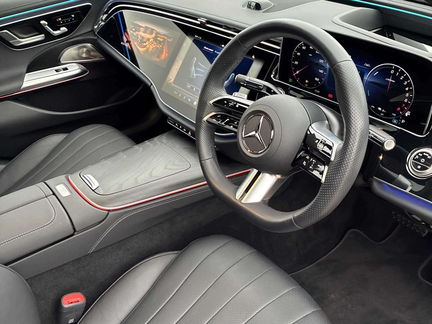 Used Mercedes-Benz E Class 2024 for sale - 78121870: Photo 15