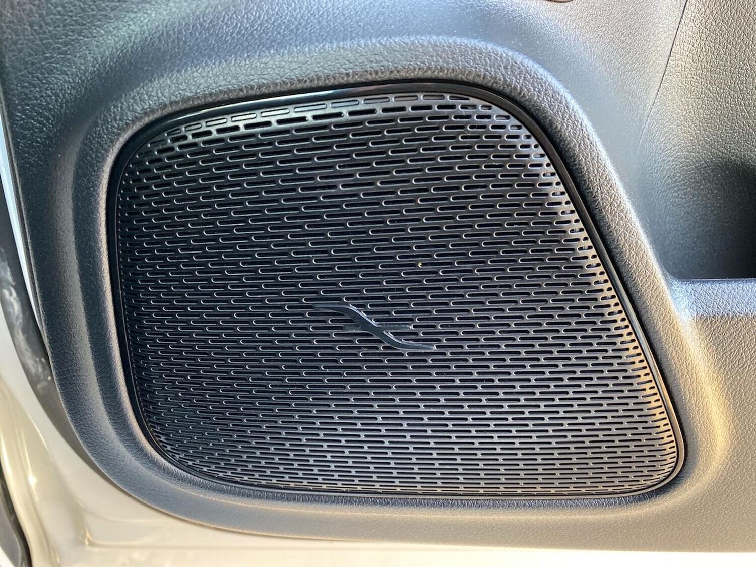 Used Mercedes-Benz GLB 2024 for sale - 76374351: Photo 31