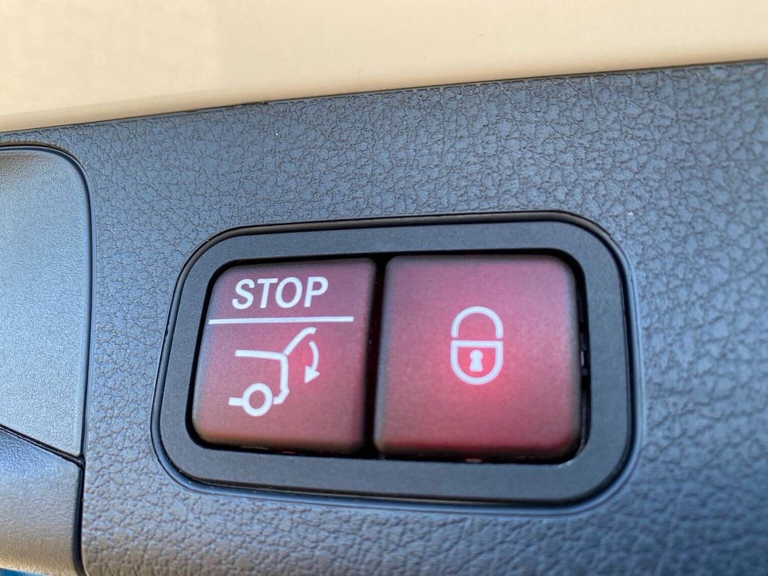 Used Mercedes-Benz GLB 2024 for sale - 76374351: Photo 39