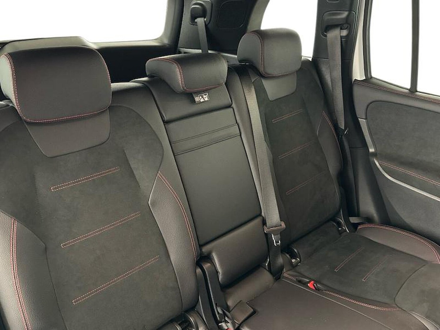 Used Mercedes-Benz GLB 2024 for sale - 76374351: Photo 6