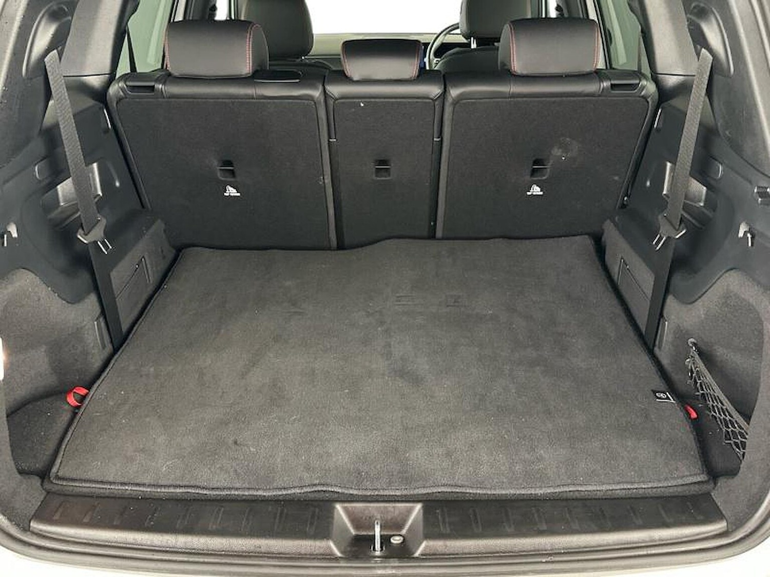 Used Mercedes-Benz GLB 2024 for sale - 76374351: Photo 8