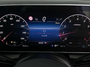 Used Mercedes-Benz GLC 2024 for sale - 75475924: Photo