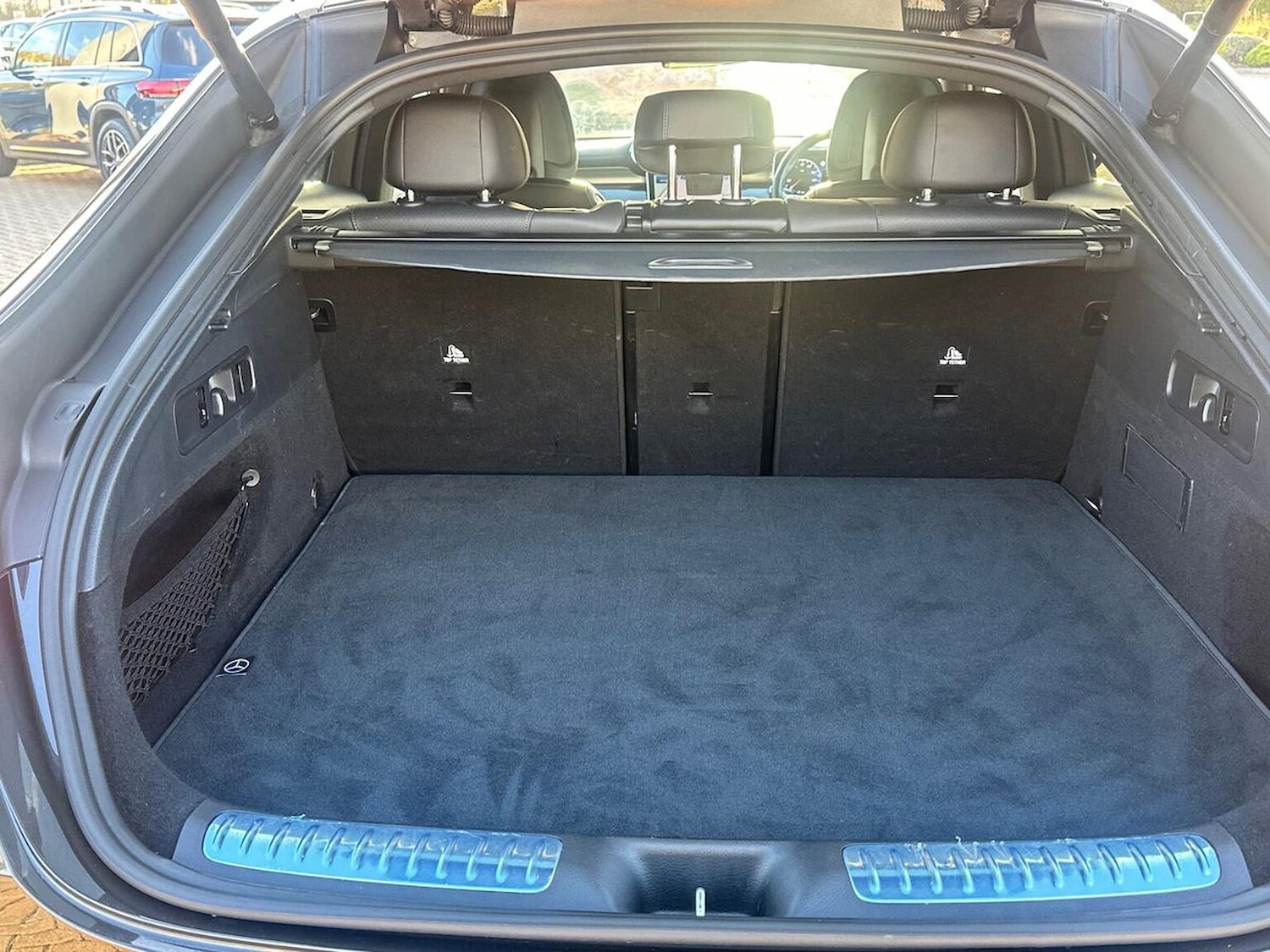 Used Mercedes-Benz GLC 2023 for sale - 76387169: Photo 17