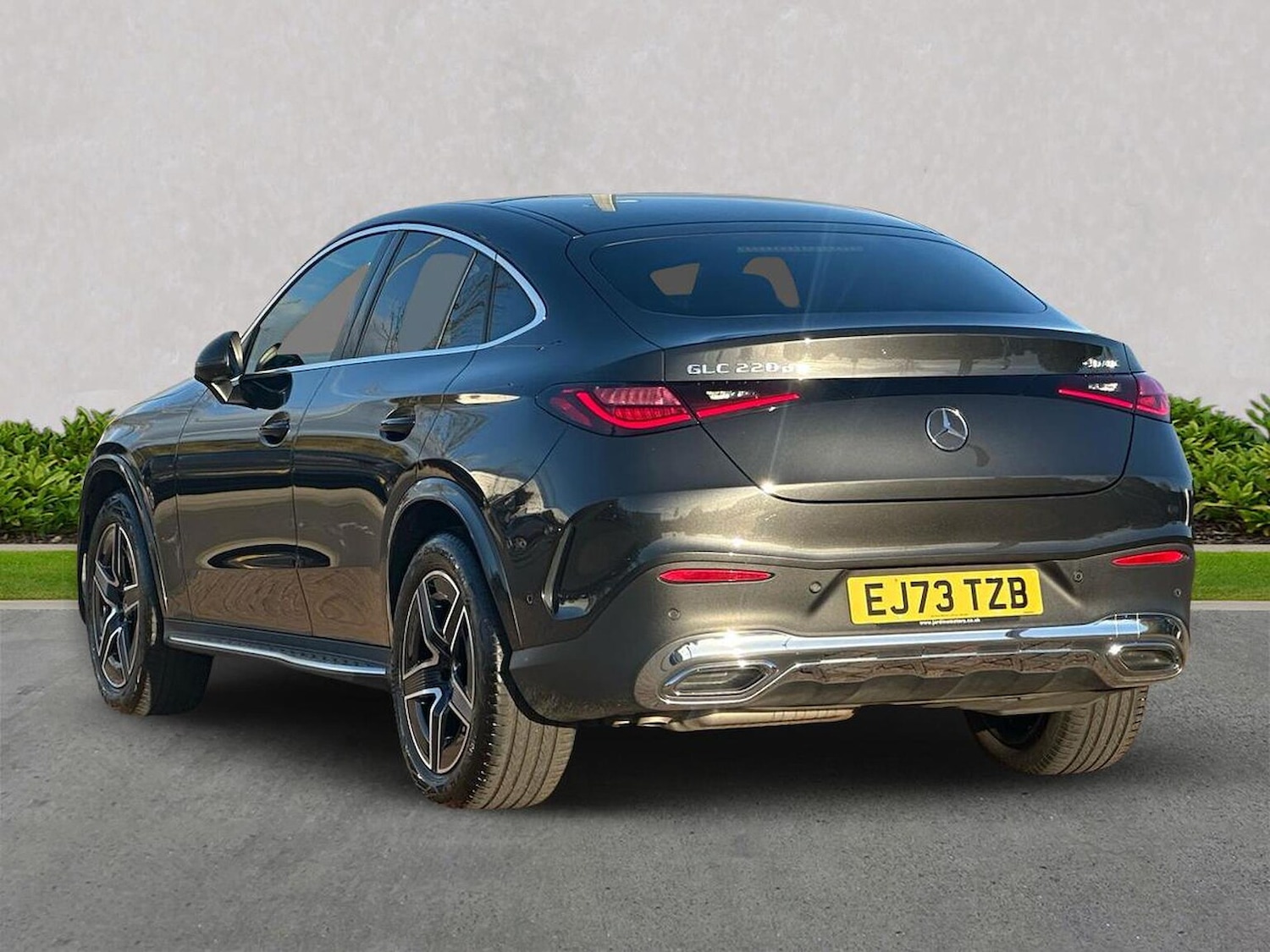 Used Mercedes-Benz GLC 2023 for sale - 76387169: Photo 2