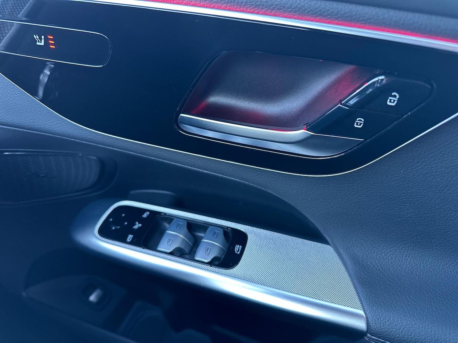 Used Mercedes-Benz GLC 2023 for sale - 76387169: Photo 21