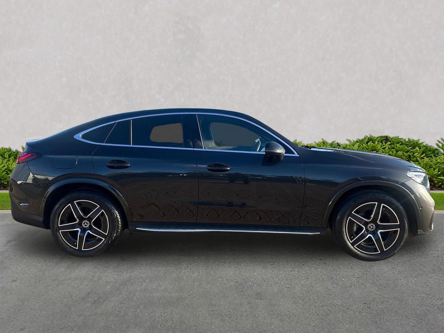 Used Mercedes-Benz GLC 2023 for sale - 76387169: Photo 3