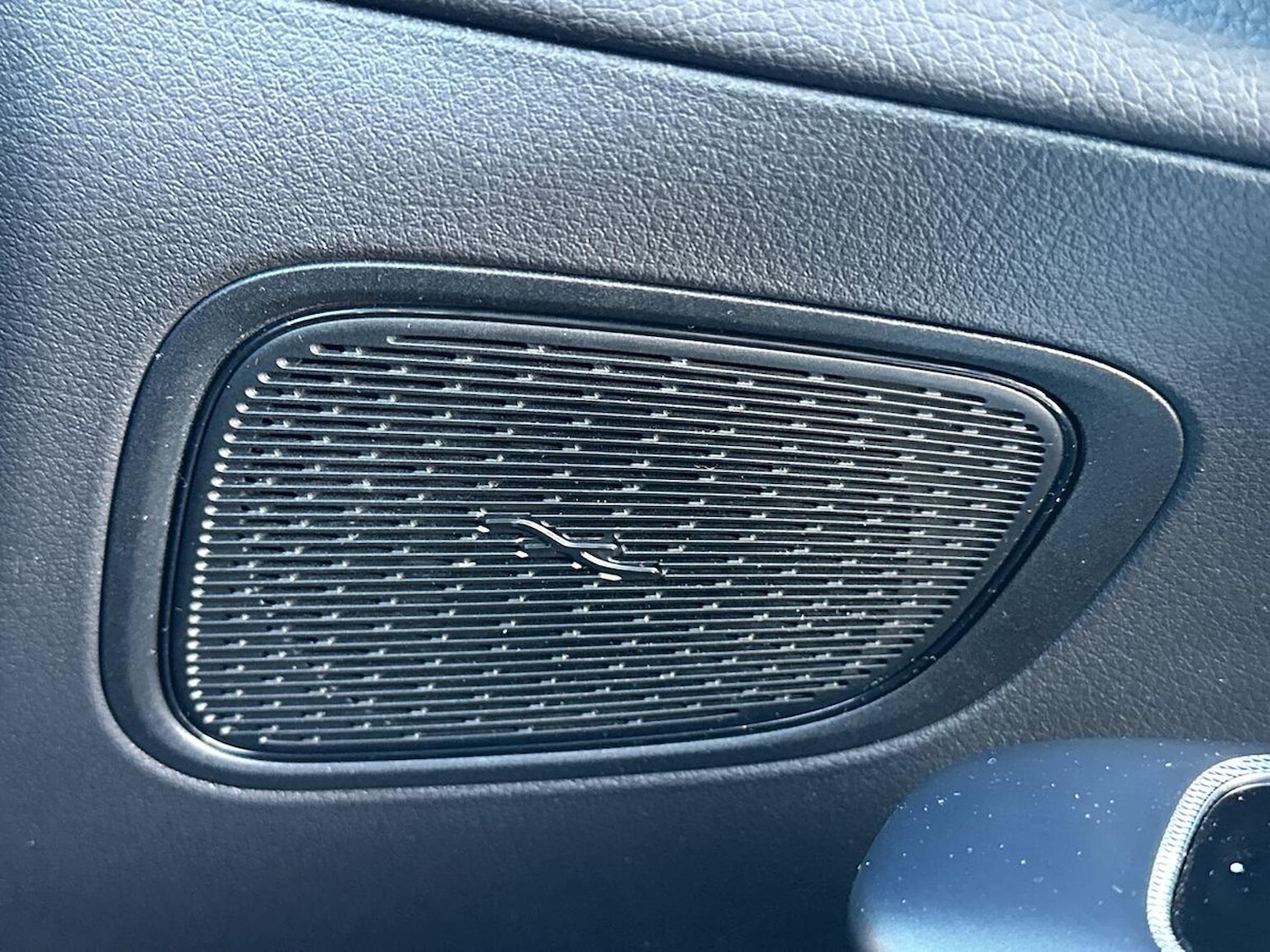 Used Mercedes-Benz GLC 2023 for sale - 76387169: Photo 31