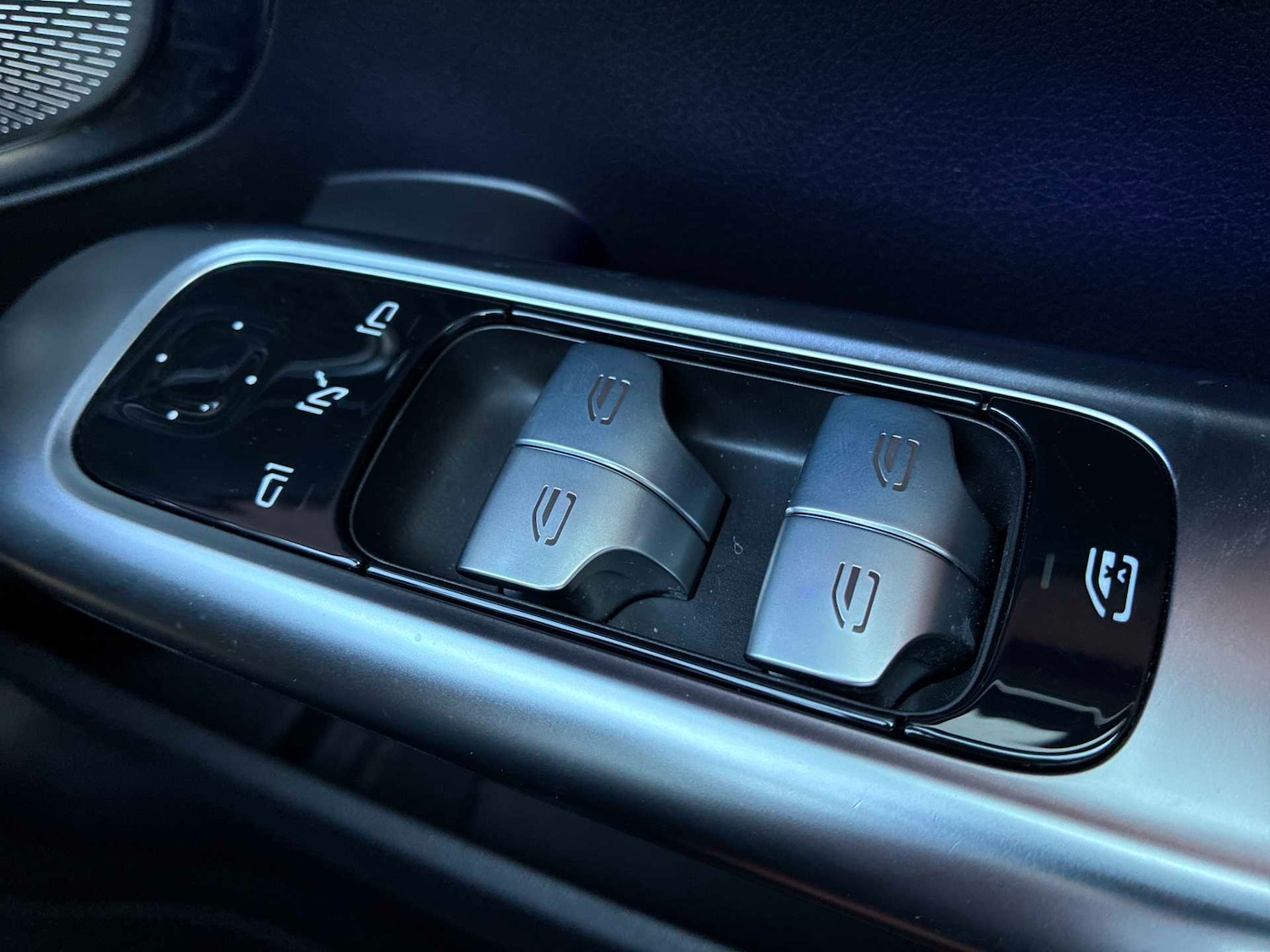 Used Mercedes-Benz C Class 2024 for sale - 78193408: Photo 21