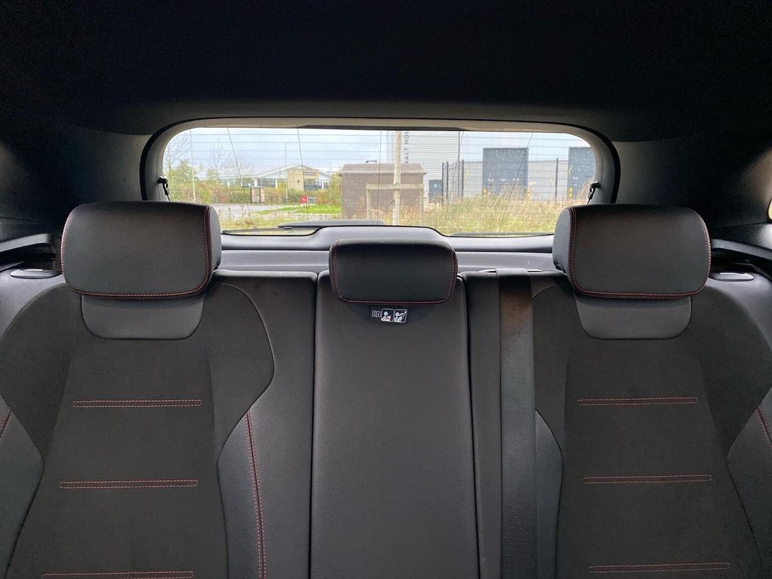 Used Mercedes-Benz GLA 2021 for sale - 76455181: Photo 40