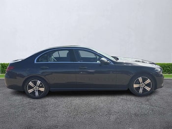 Used Mercedes-Benz C Class 2022 for sale - 79628197: Photo