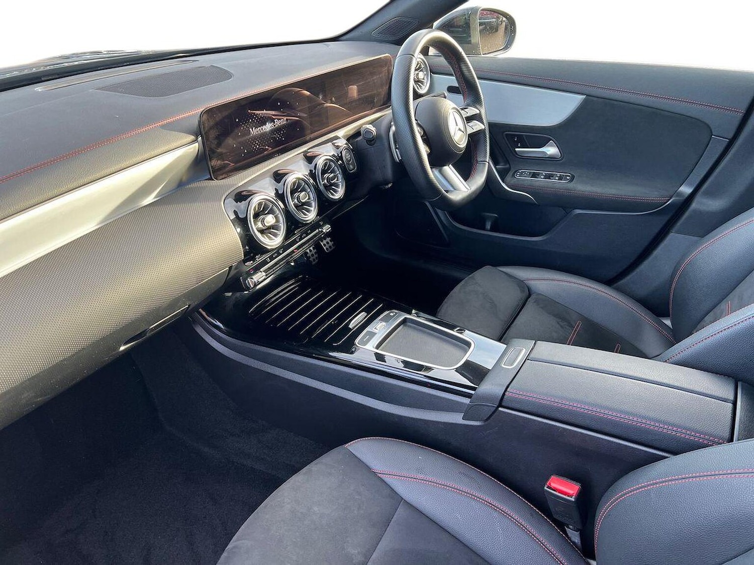 Used Mercedes-Benz CLA 2024 for sale - 77028102: Photo 7