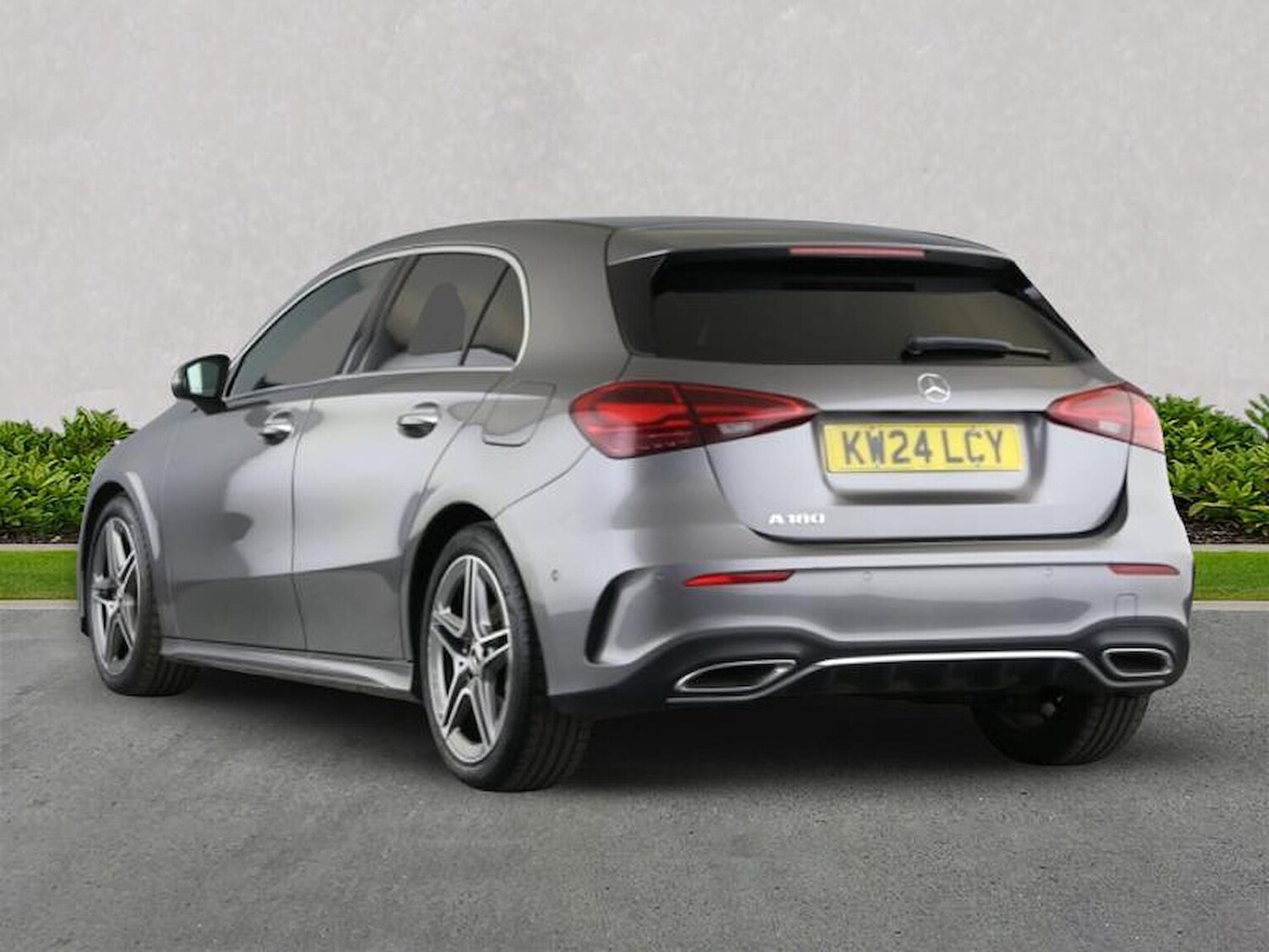 Used Mercedes-Benz A-Class 2024 for sale - 76365073: Photo 2