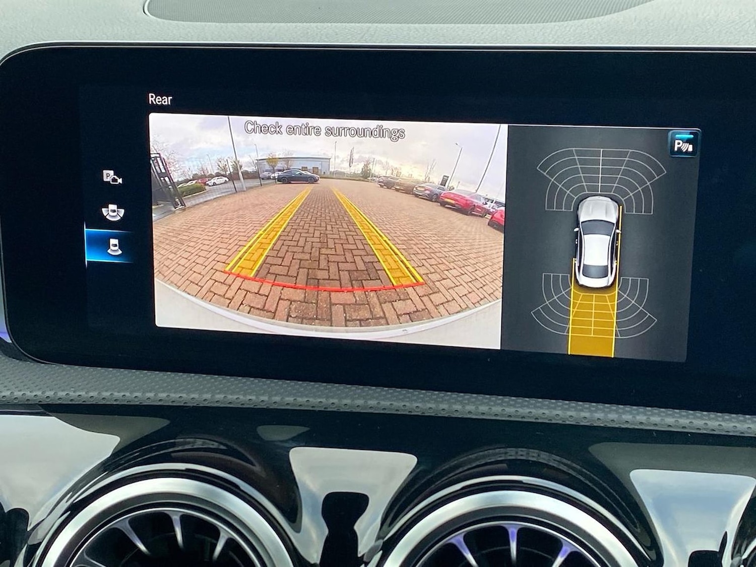 Used Mercedes-Benz CLA 2022 for sale - 76589169: Photo 23