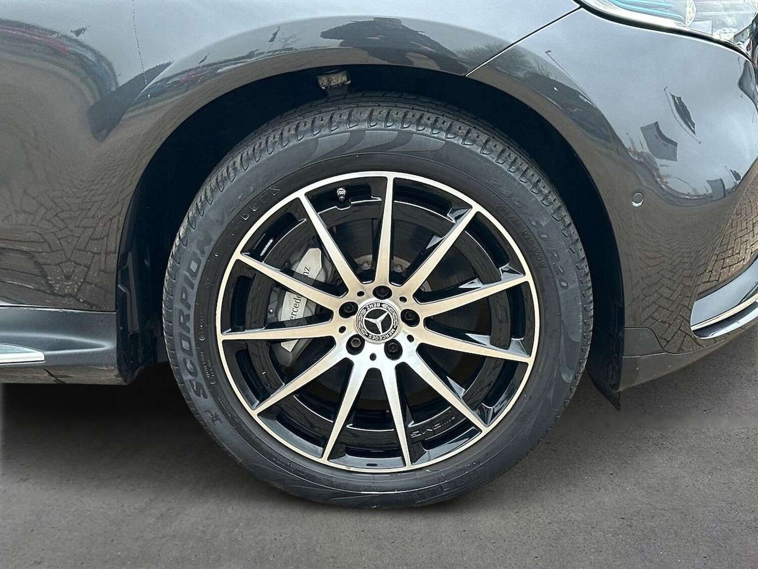 Used Mercedes-Benz EQC 2022 for sale - 77688034: Photo 8