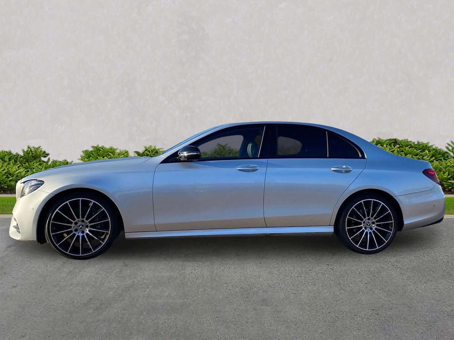 Used Mercedes-Benz E Class 2020 for sale - 77028106: Photo 19