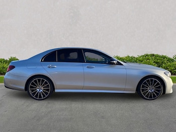 Used Mercedes-Benz E Class 2020 for sale - 77028106: Photo