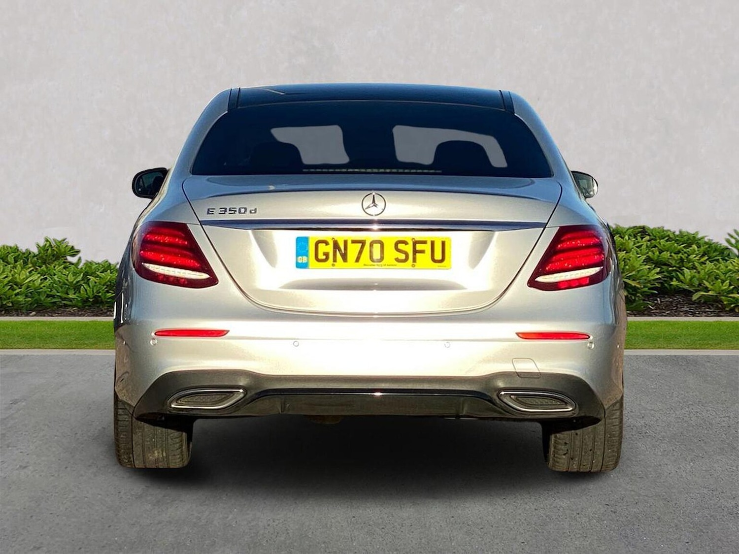 Used Mercedes-Benz E Class 2020 for sale - 77028106: Photo 4