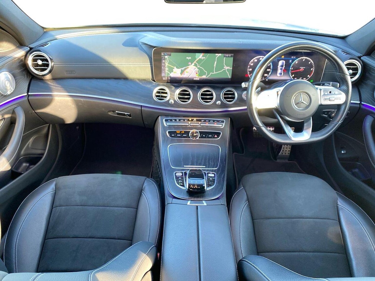 Used Mercedes-Benz E Class 2020 for sale - 77028106: Photo 8