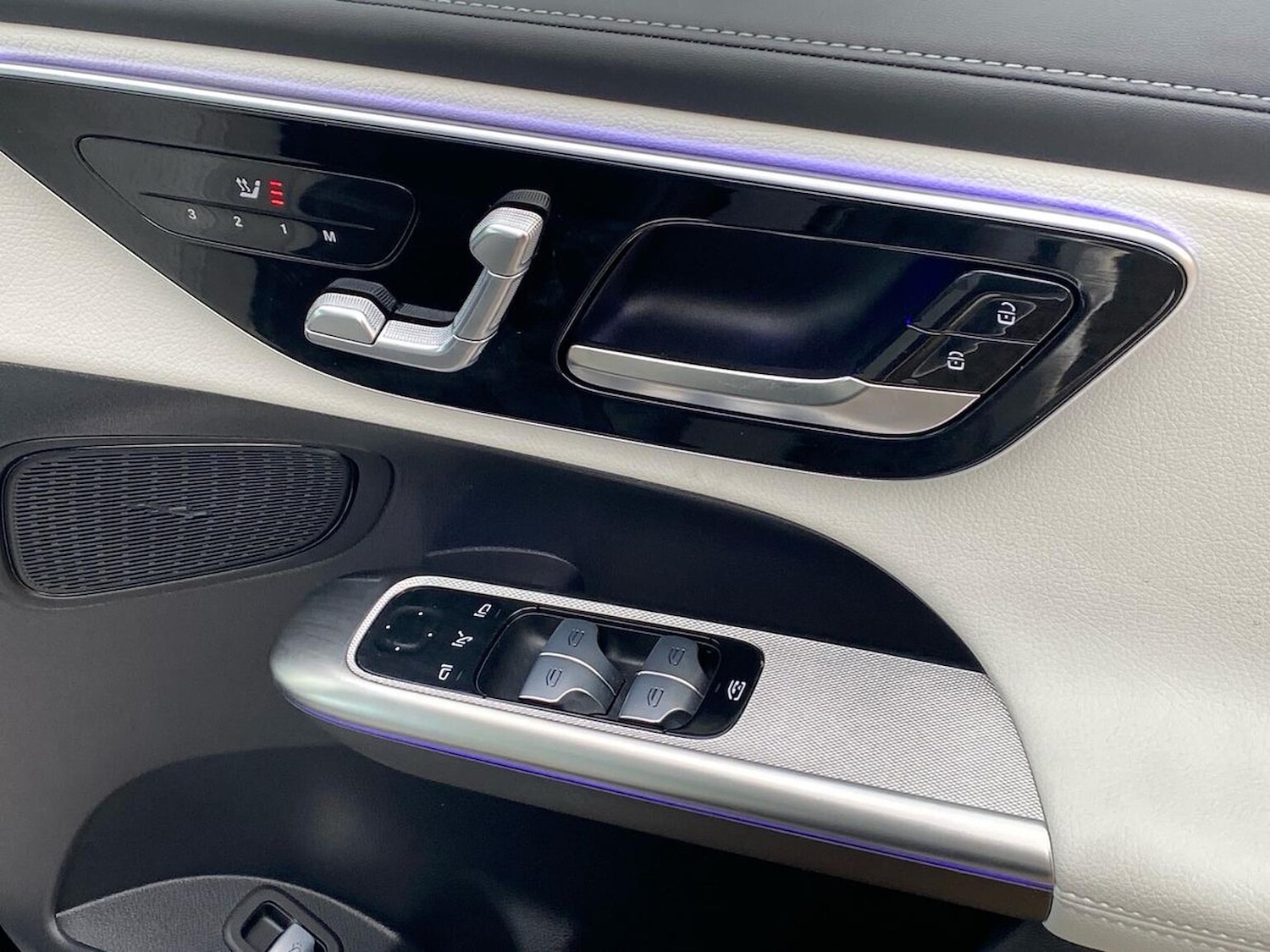 Used Mercedes-Benz GLC 2024 for sale - 77028104: Photo 21