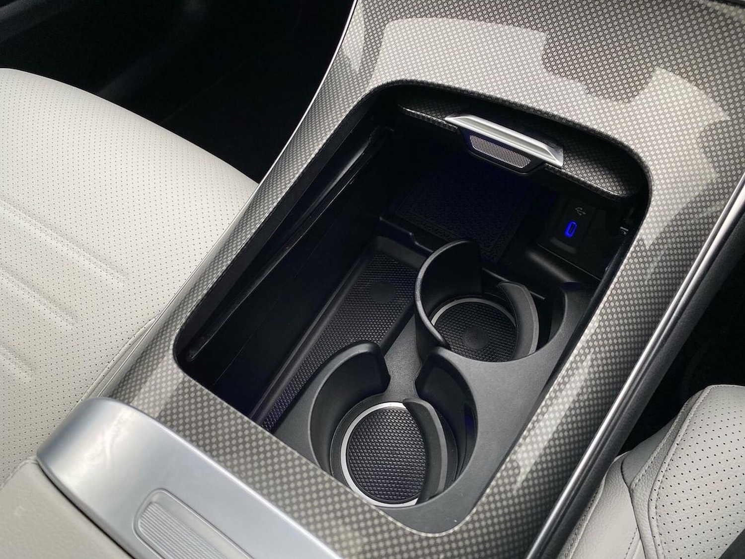 Used Mercedes-Benz GLC 2024 for sale - 77028104: Photo 32