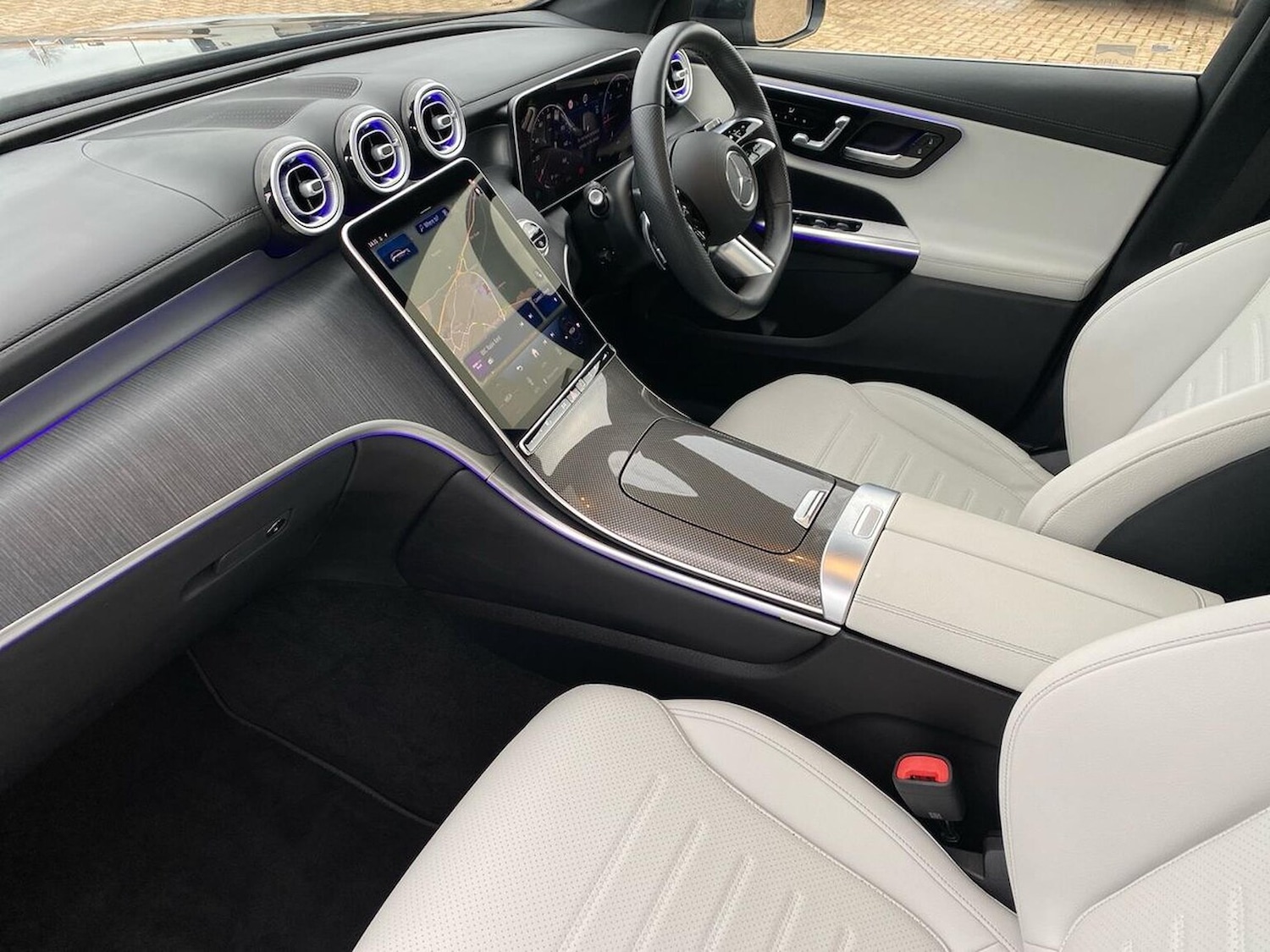 Used Mercedes-Benz GLC 2024 for sale - 77028104: Photo 7