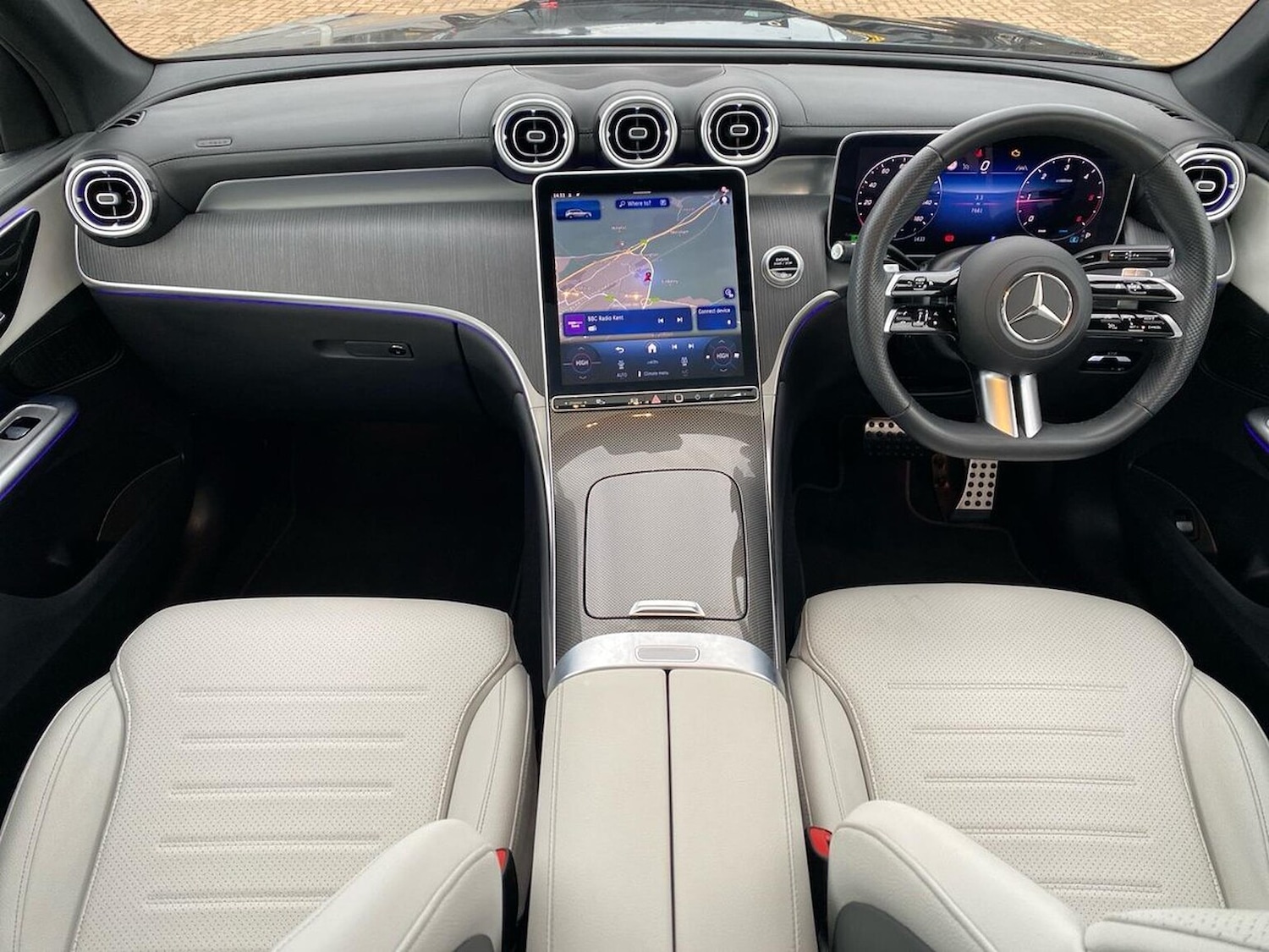 Used Mercedes-Benz GLC 2024 for sale - 77028104: Photo 8