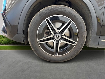 Used Mercedes-Benz EQA 2022 for sale - 76565476: Photo