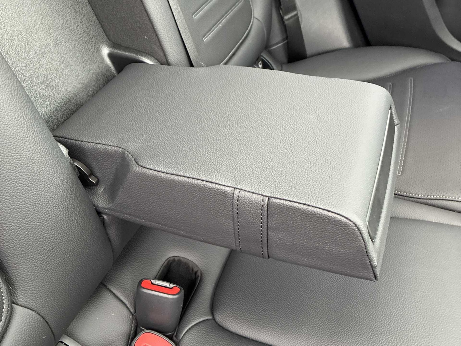 Used Mercedes-Benz GLC 2025 for sale - 78196300: Photo 38