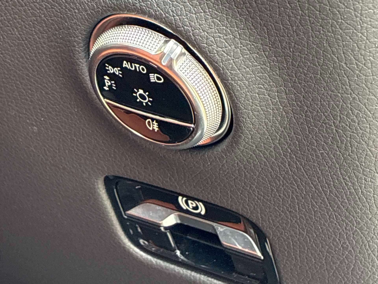 Used Mercedes-Benz GLC 2023 for sale - 78121905: Photo 26