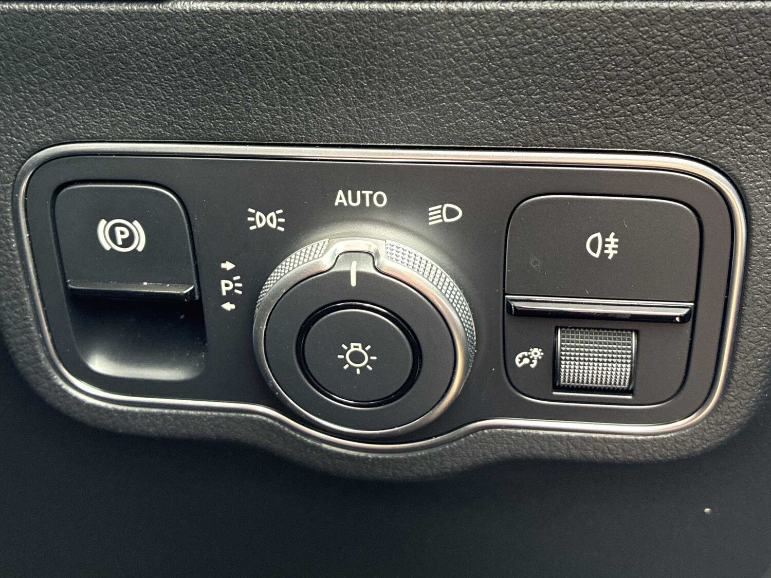 Used Mercedes-Benz GLA 2024 for sale - 78196292: Photo 38