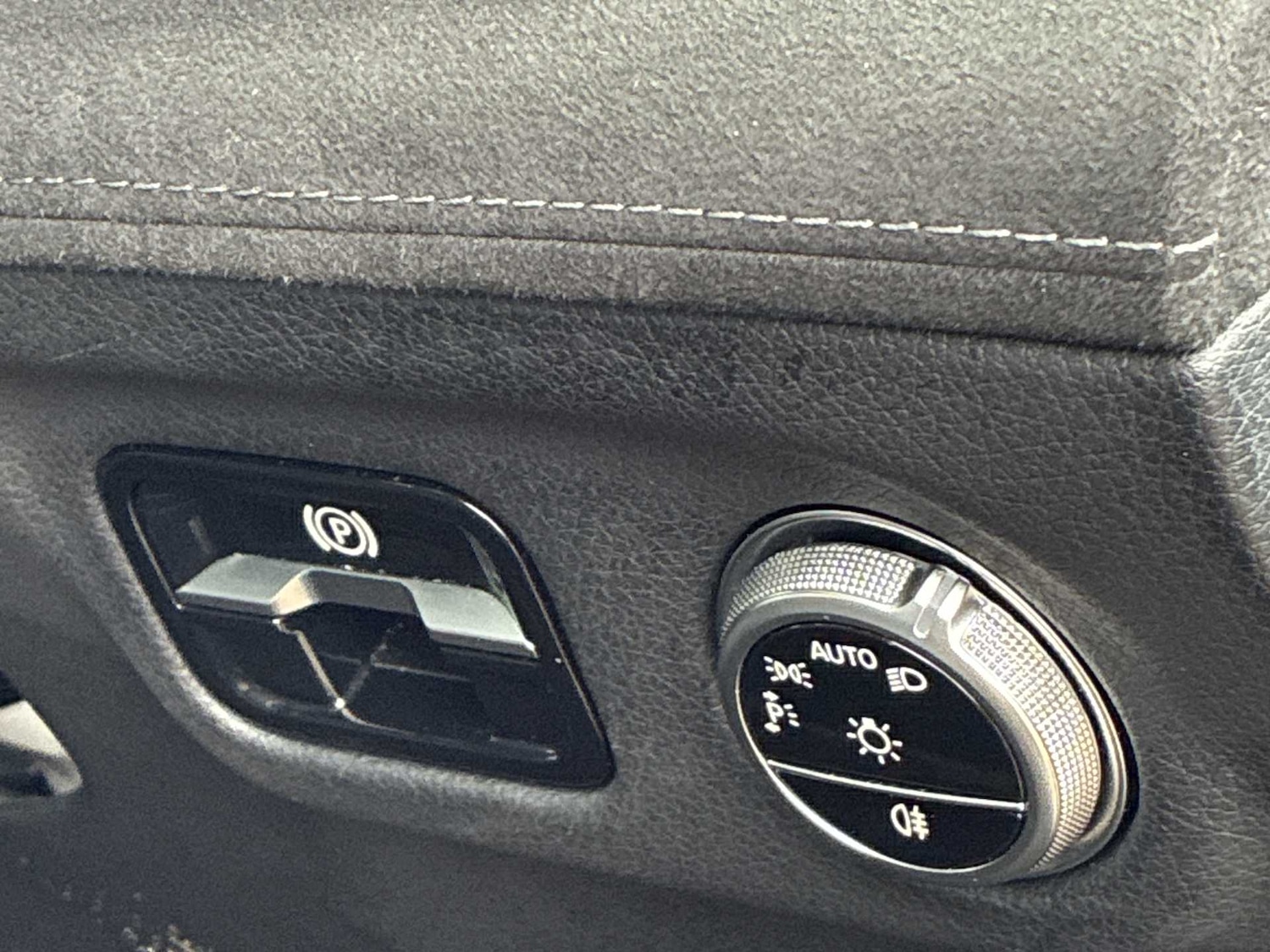 Used Mercedes-Benz EQS 2022 for sale - 78121900: Photo 39