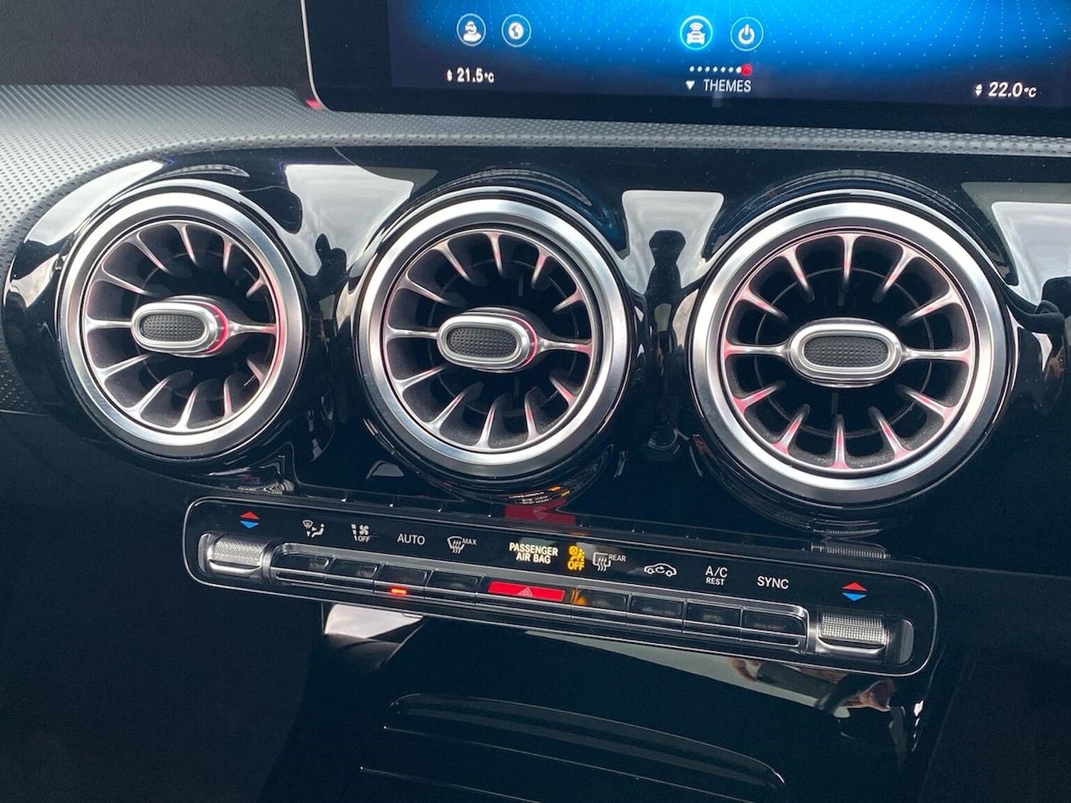 Used Mercedes-Benz A-Class 2018 for sale - 76536587: Photo 12