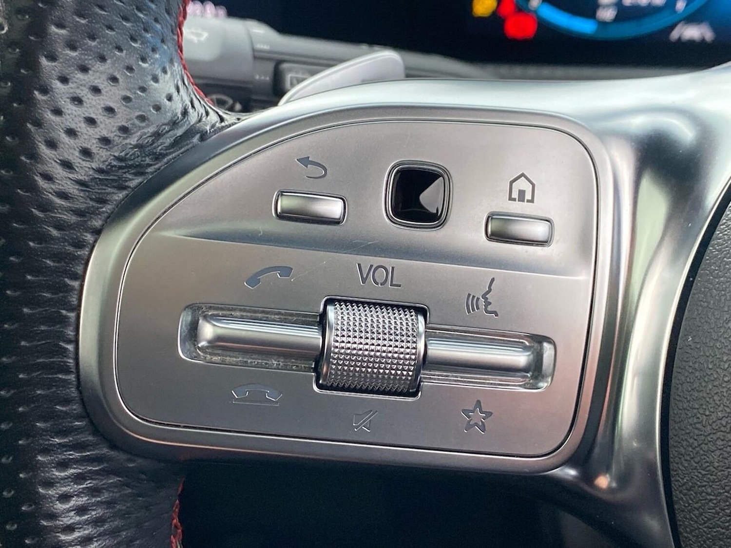 Used Mercedes-Benz A-Class 2018 for sale - 76536587: Photo 26