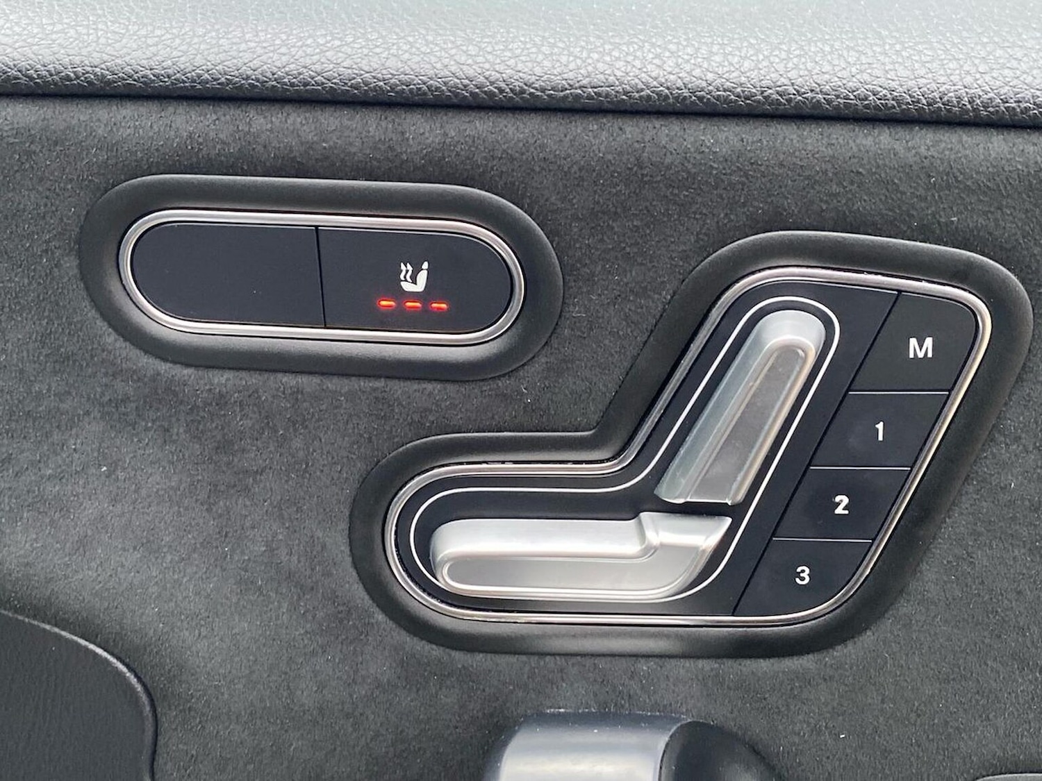 Used Mercedes-Benz A-Class 2018 for sale - 76536587: Photo 30