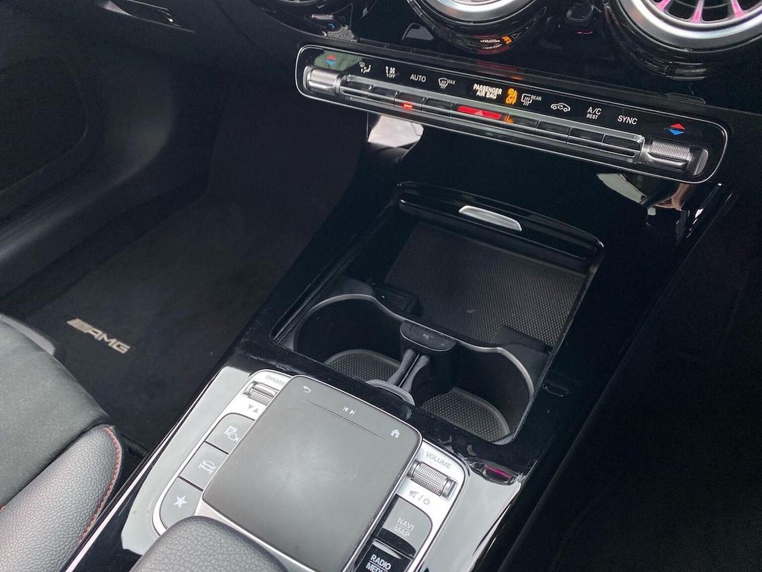 Used Mercedes-Benz A-Class 2018 for sale - 76536587: Photo 32