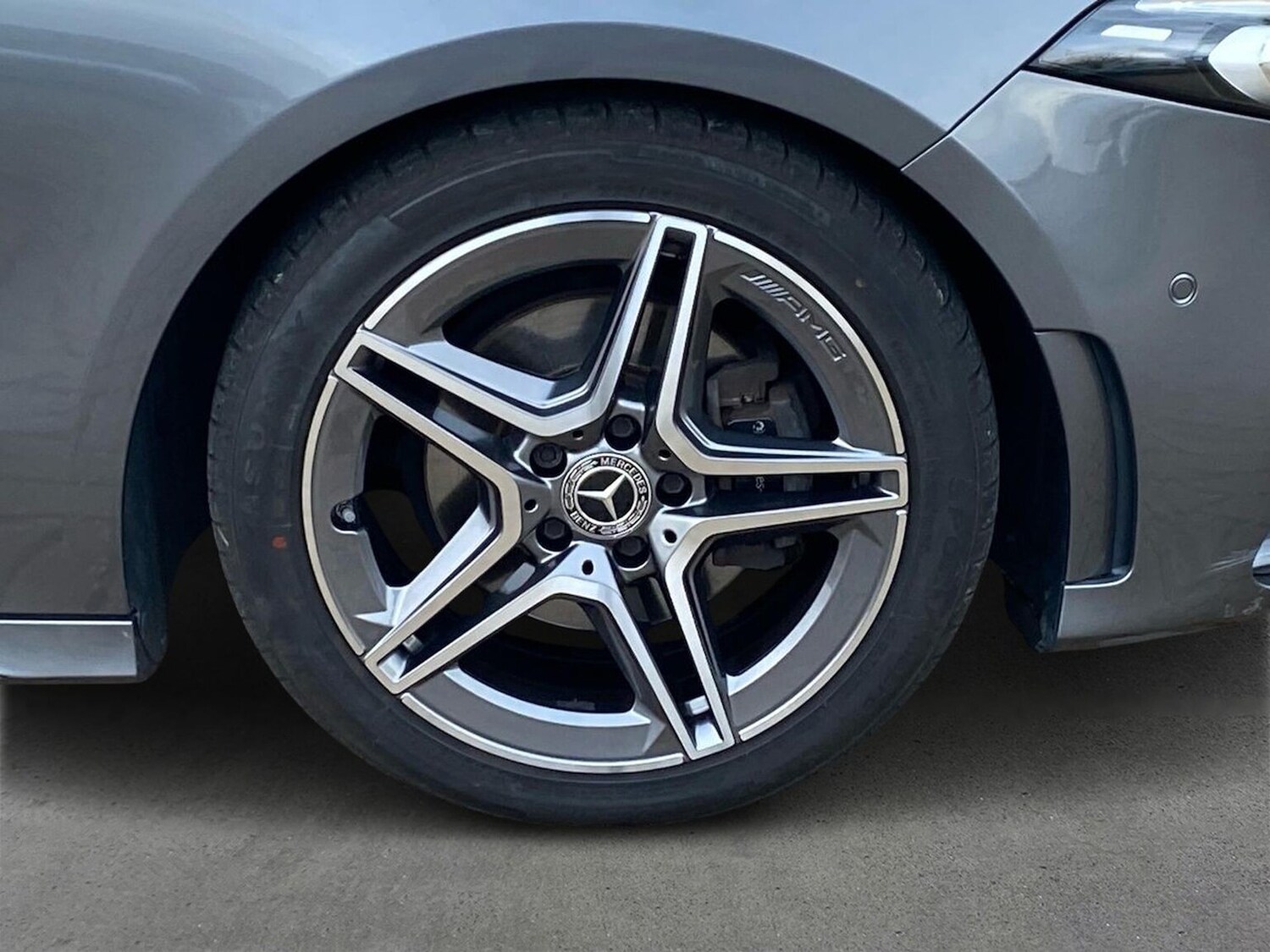 Used Mercedes-Benz A-Class 2018 for sale - 76536587: Photo 6