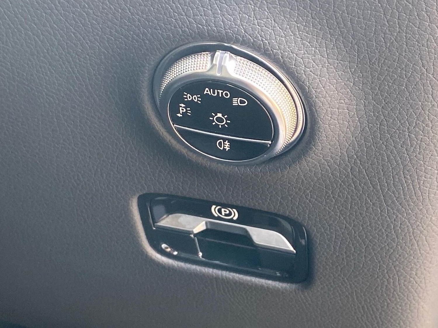 Used Mercedes-Benz GLC 2023 for sale - 76149494: Photo 22