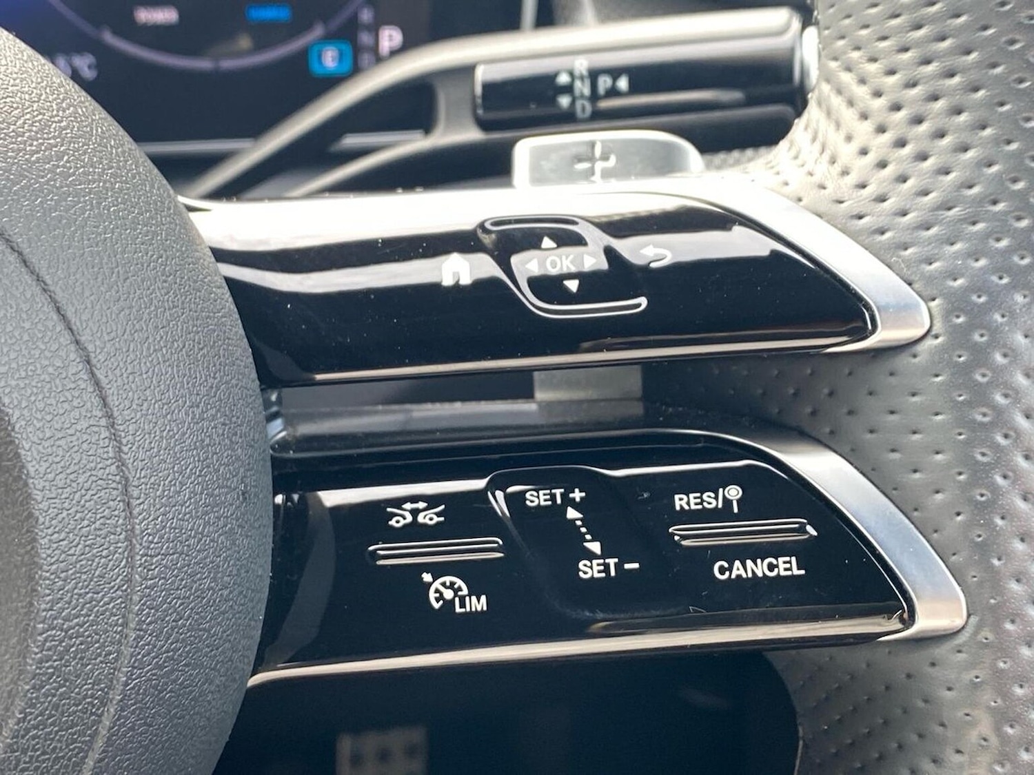 Used Mercedes-Benz GLC 2023 for sale - 76149494: Photo 27