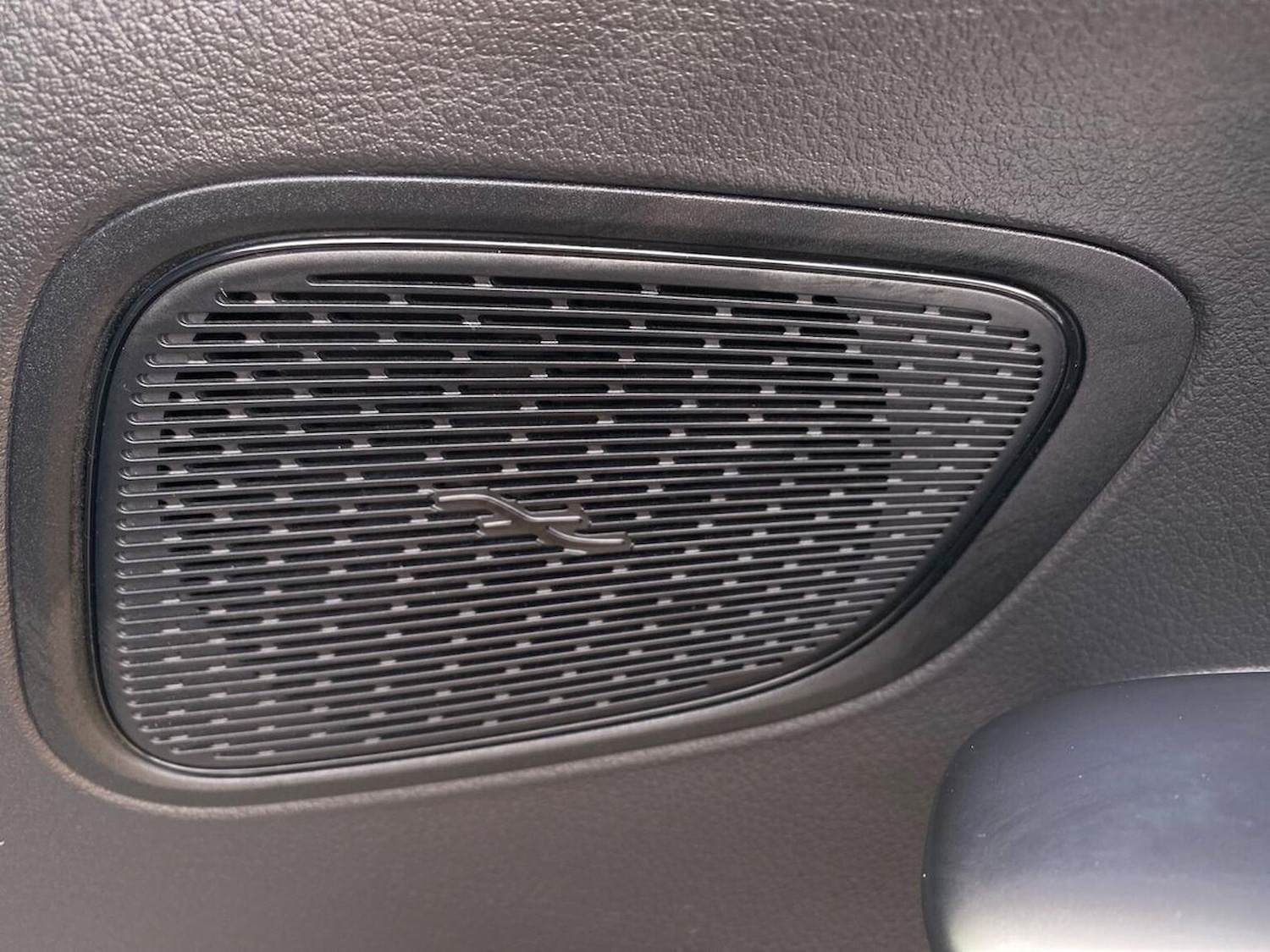 Used Mercedes-Benz GLC 2023 for sale - 76149494: Photo 31